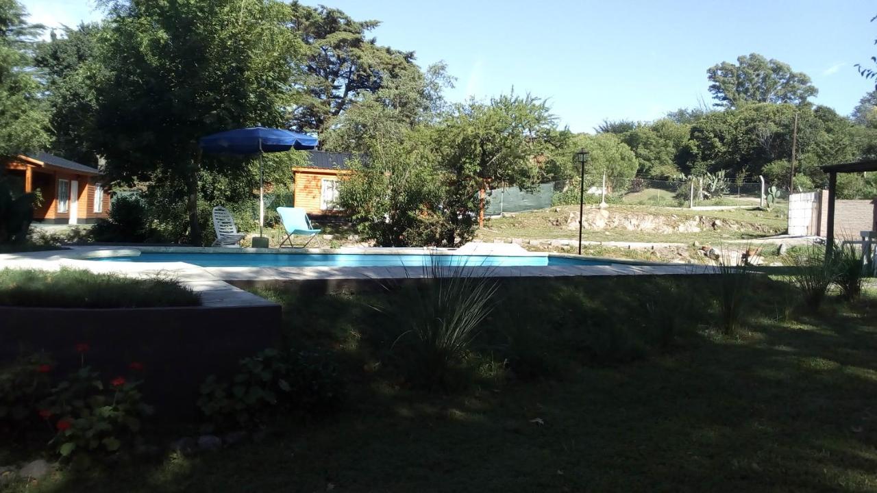 Cabañas los Plátanos La Granja Esterno foto