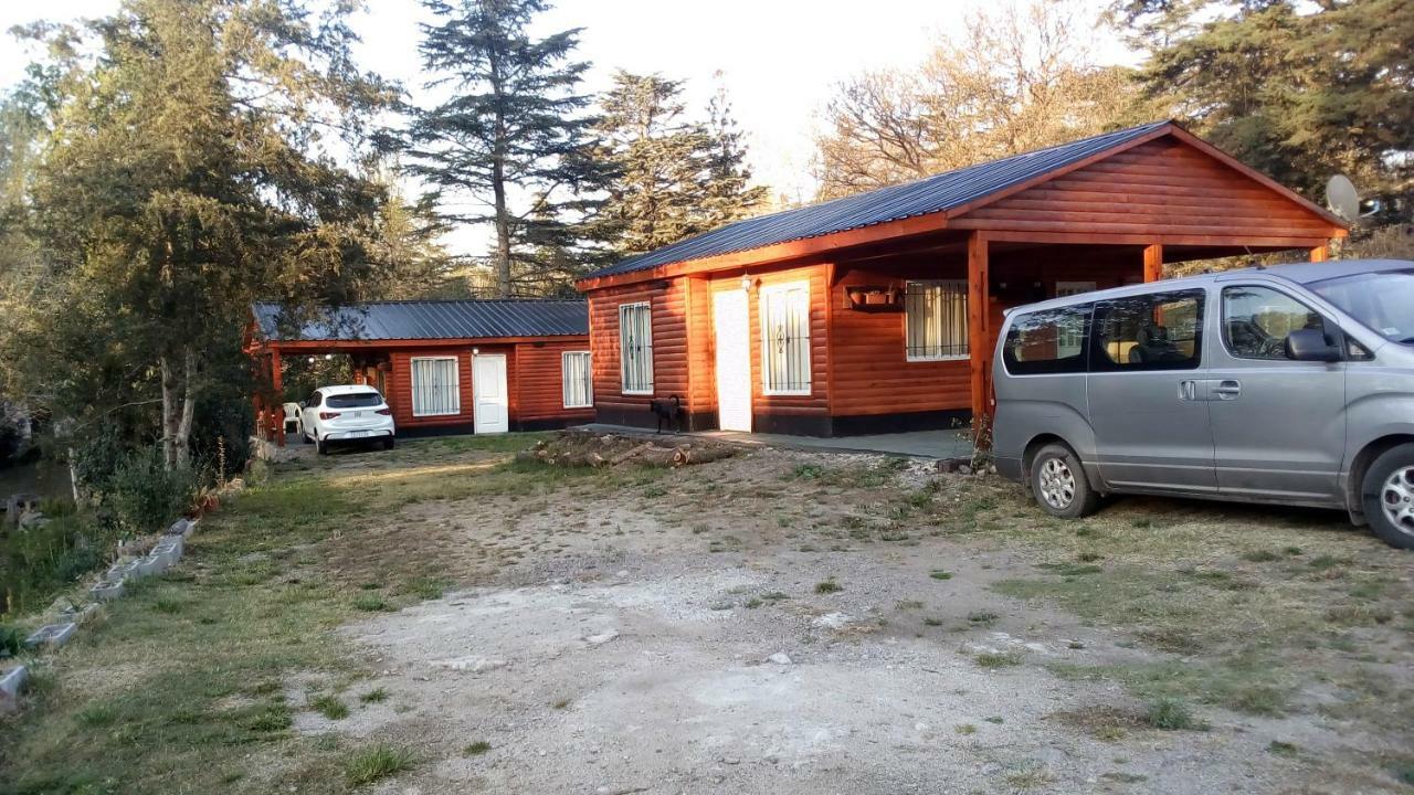 Cabañas los Plátanos La Granja Esterno foto